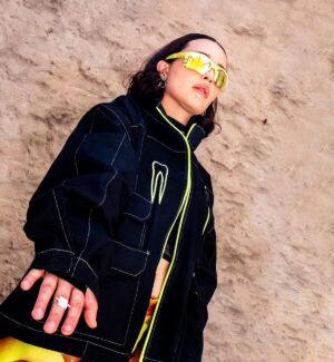 ✴︎ Chaqueta Desarmable Agender 🩸 Cc: Caníbal ✴︎ Negro Neón